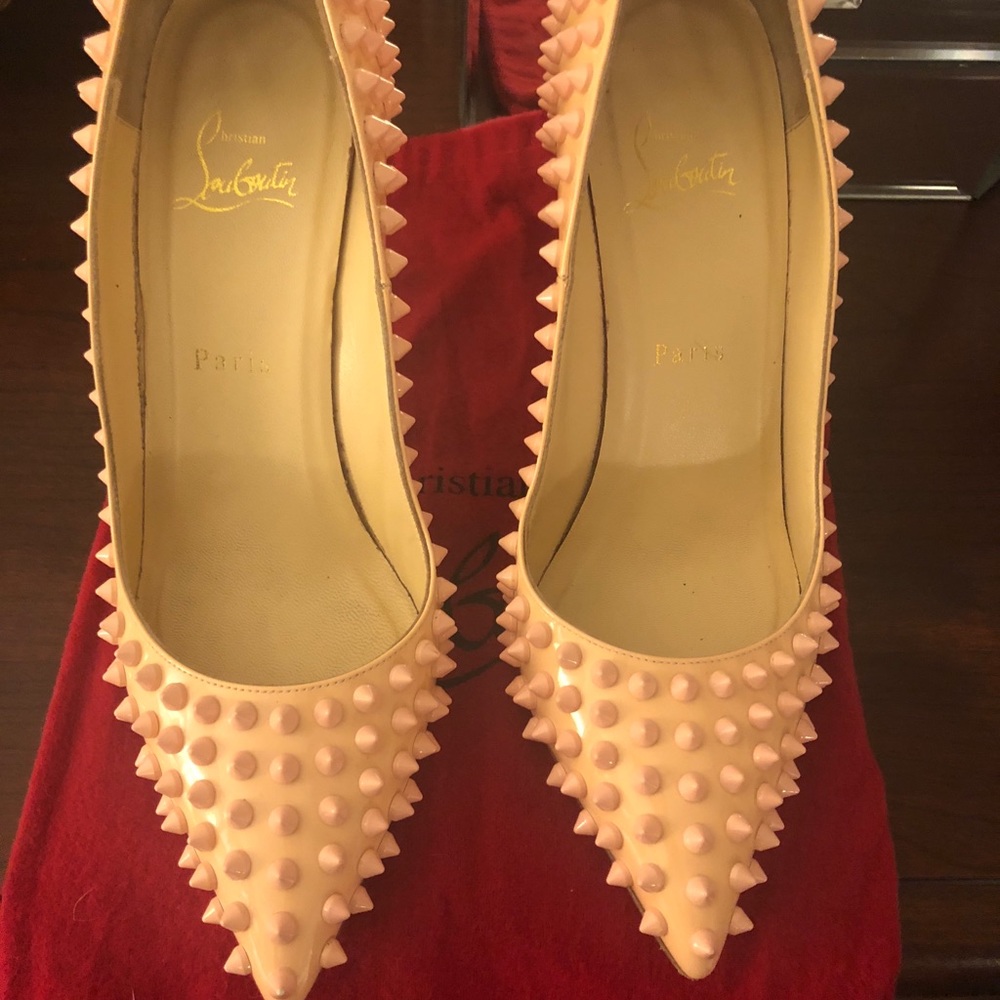 Christian Louboutin Pigalle Pumps